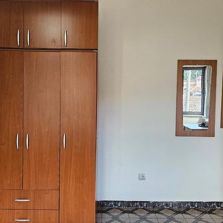 Angie'S Shared Villa Tam Tirana Zewnętrze zdjęcie