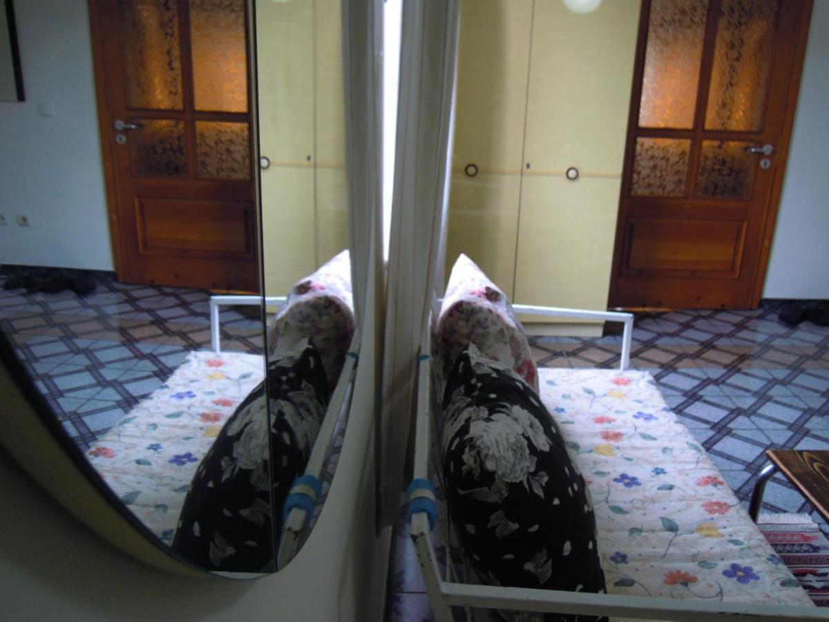 Angie'S Shared Villa Tam Tirana Zewnętrze zdjęcie
