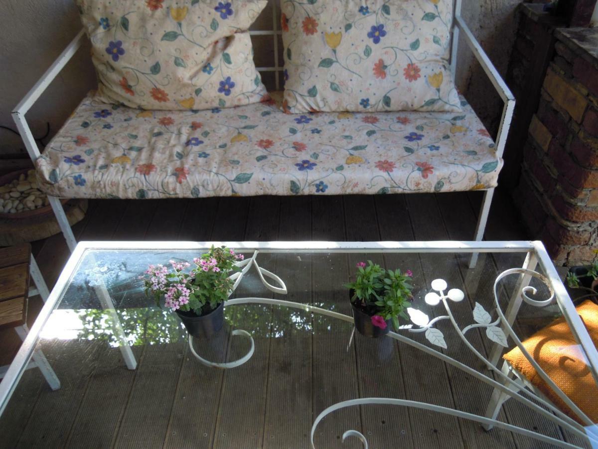 Angie'S Shared Villa Tam Tirana Zewnętrze zdjęcie