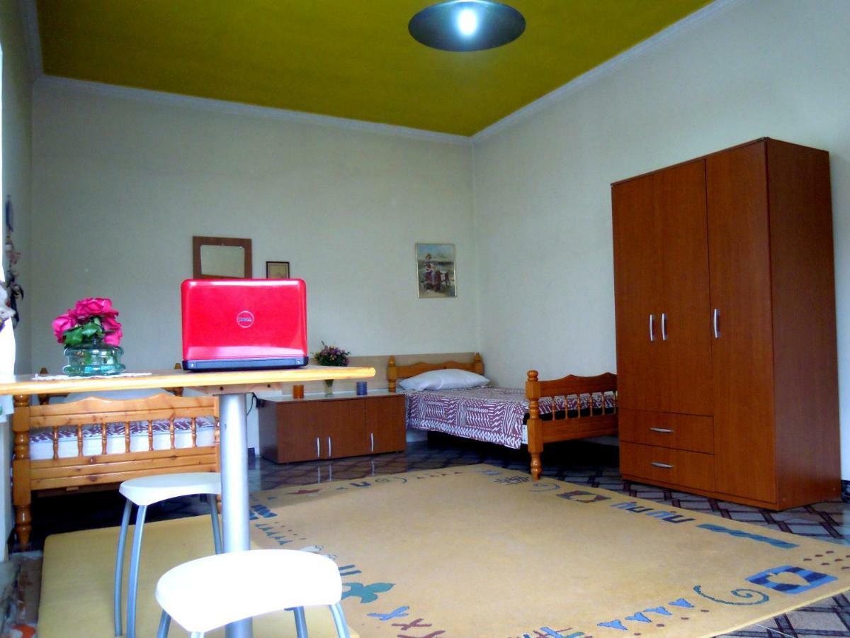 Angie'S Shared Villa Tam Tirana Zewnętrze zdjęcie